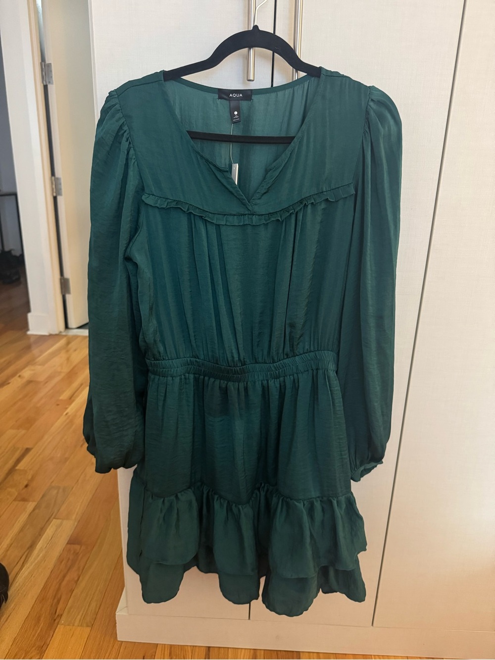 NWT Emerald green dress from Aqua - Large